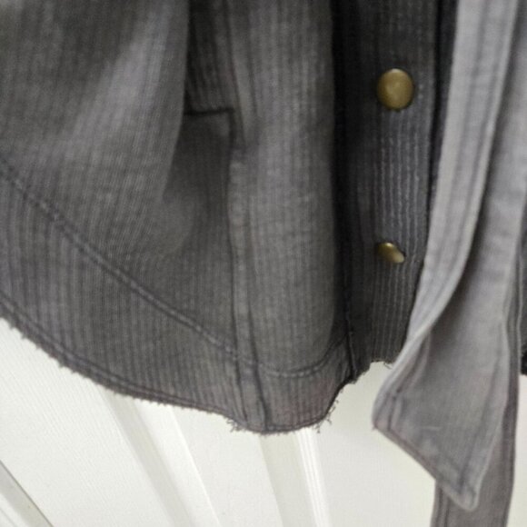 Pilcro Belted Vest Small Gray Sleeveless Belted Snap Up Utility Grunge Goblin - Picture 6 of 15